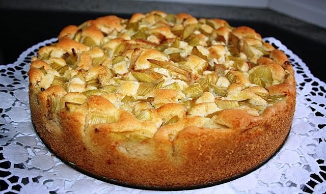 Flotter Rhabarberkuchen