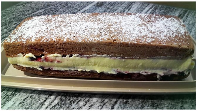 Schokoschnitte-mit-Vanille-Oberscreme